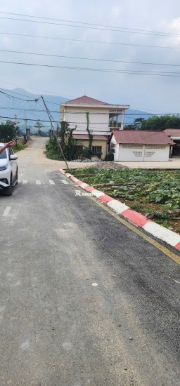 Bán đất đối diện trường Mầm Non Hợp Thành - TP Hòa Bình - 2 mặt tiền 110m2  5xx